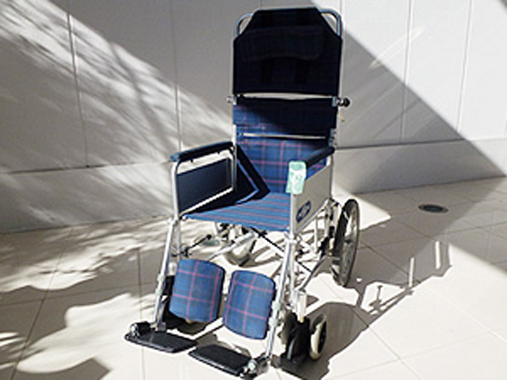 介護用品 車椅子