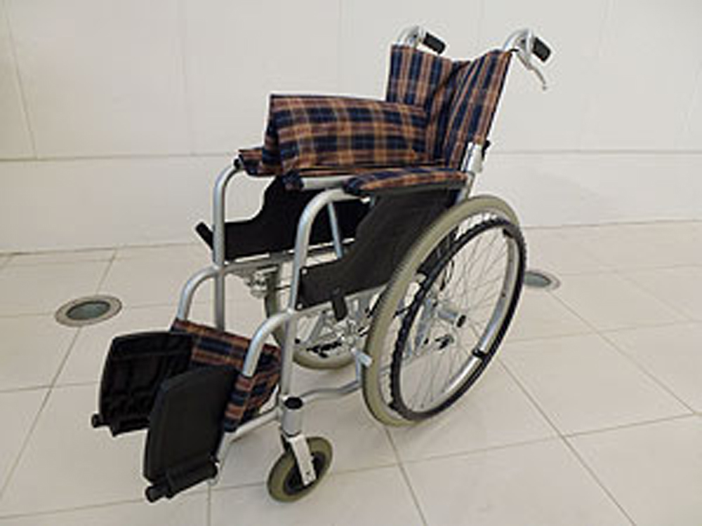 介護用品 車椅子