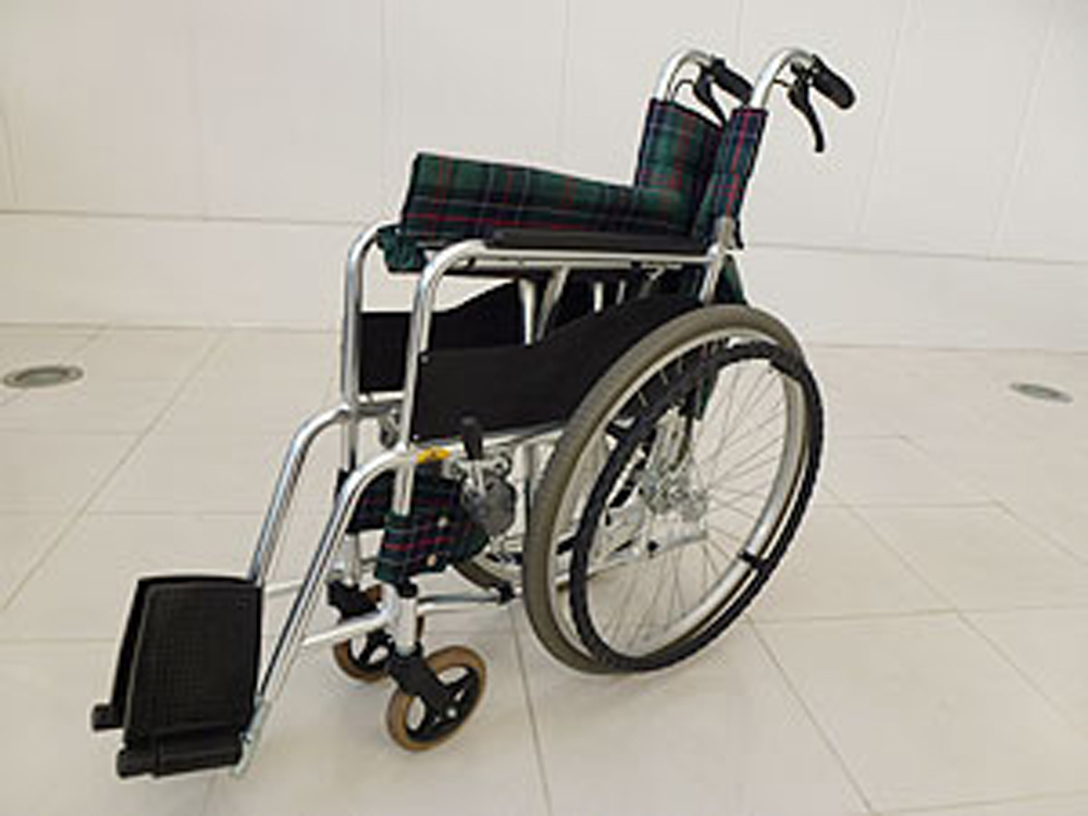 介護用品　車椅子