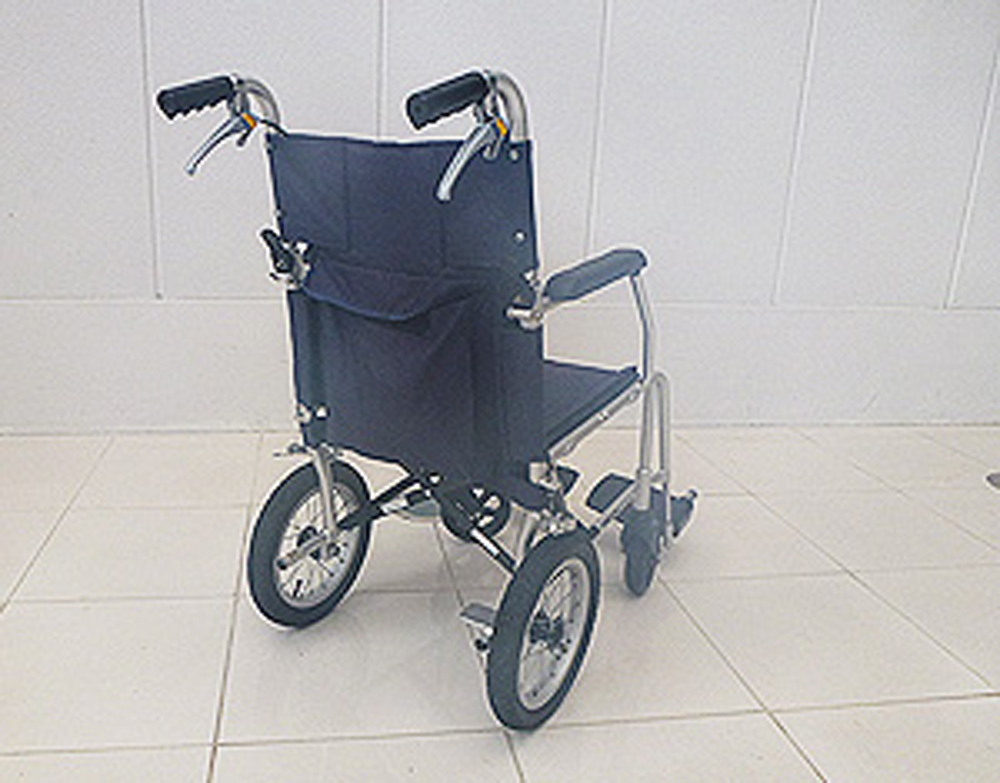 介護用品 車椅子