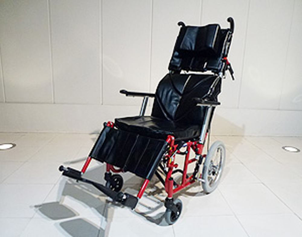 介護用品　車椅子