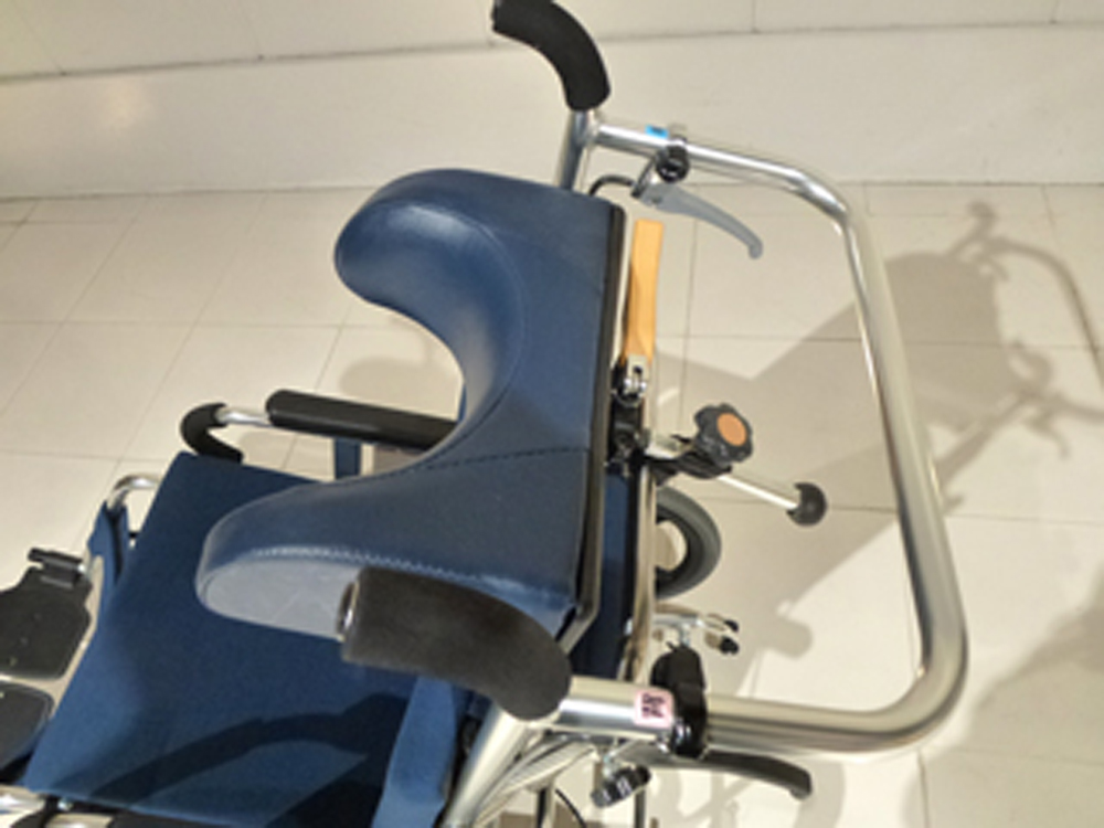 介護用品 車椅子