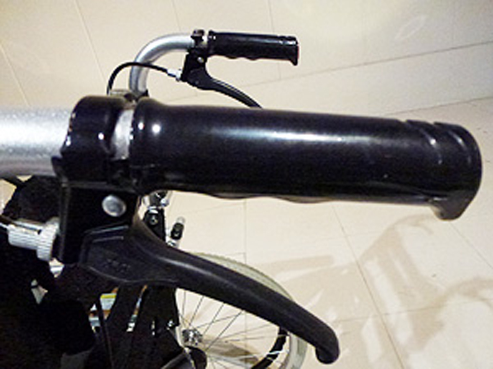 介護用品　車椅子