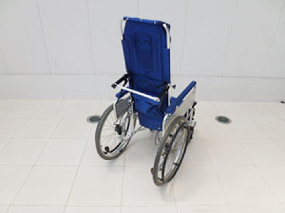 介護用品　車椅子
