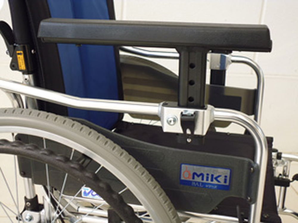 介護用品 車椅子