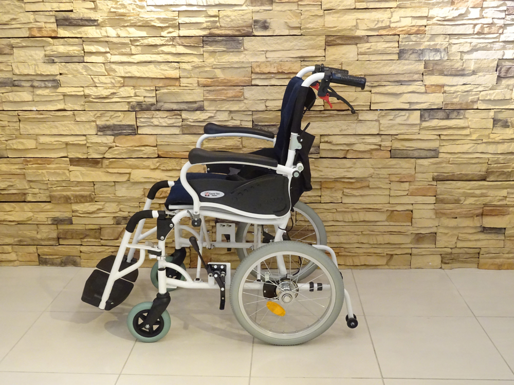 介護用品 車椅子