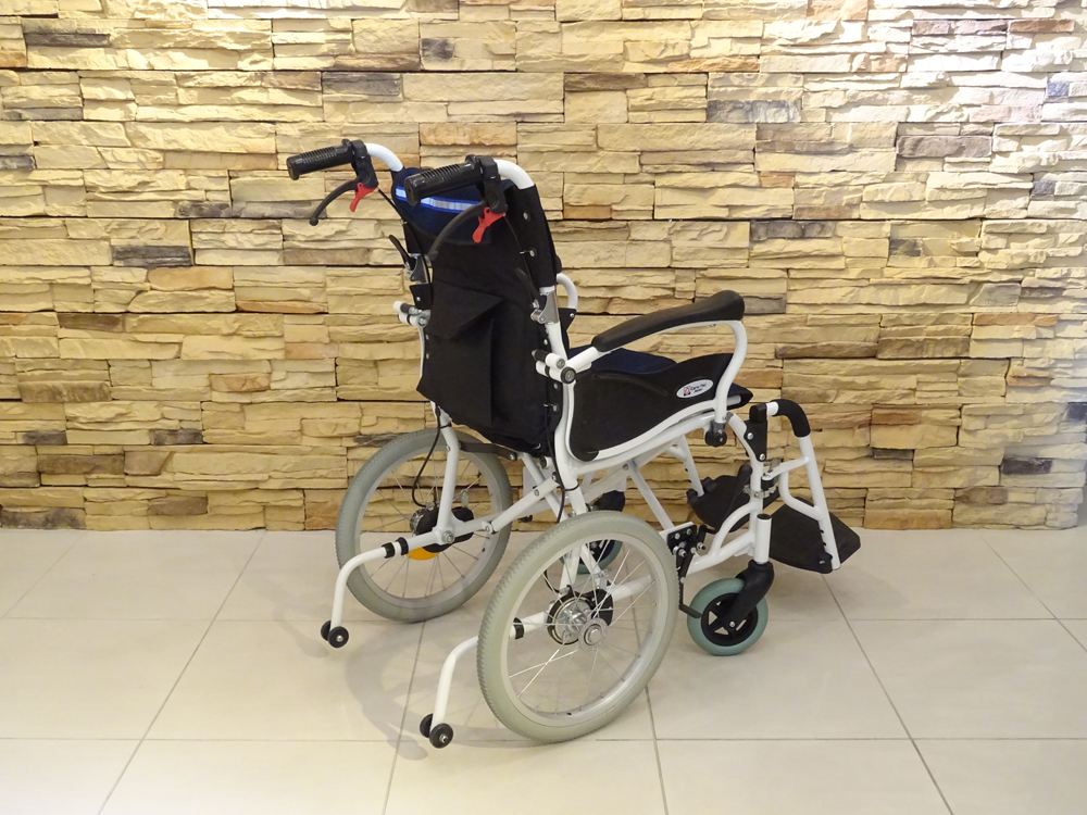 介護用品 車椅子