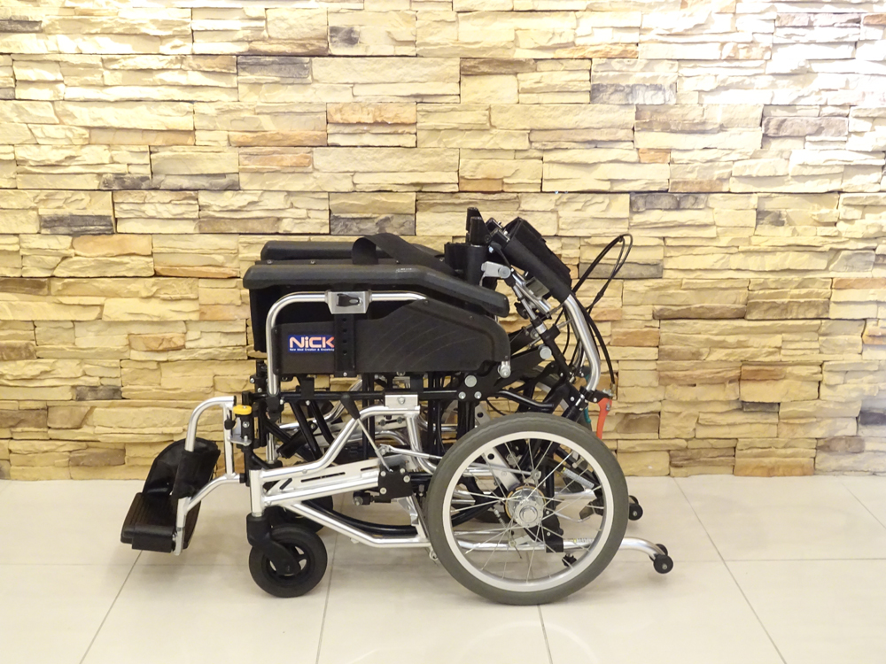 介護用品　車椅子