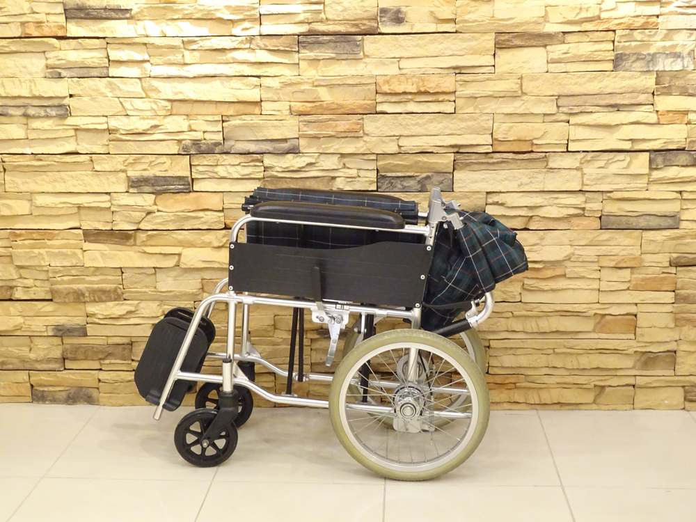 介護用品 車椅子