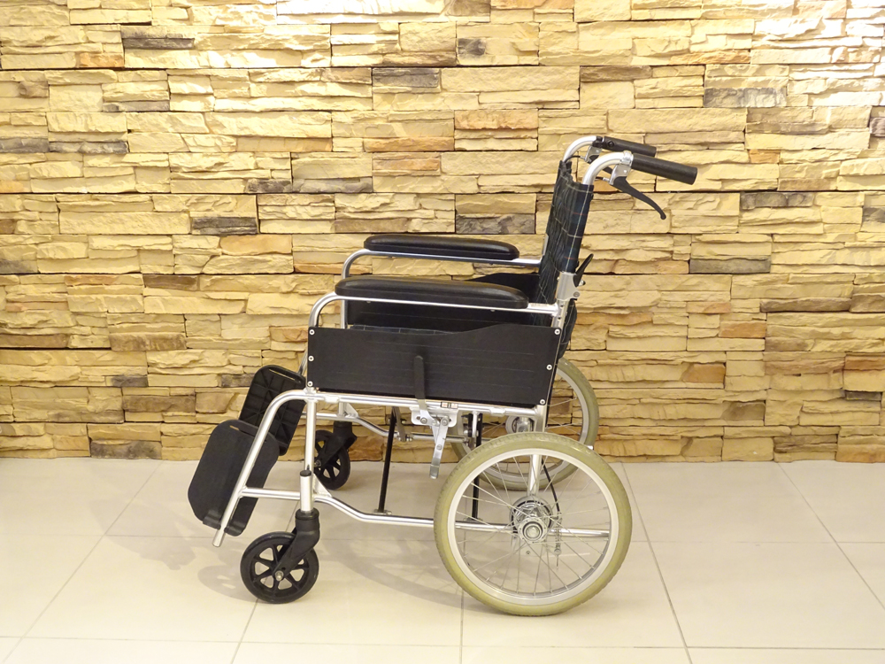 介護用品 車椅子