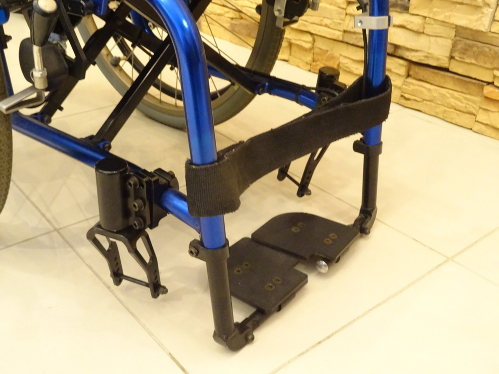 介護用品　車椅子