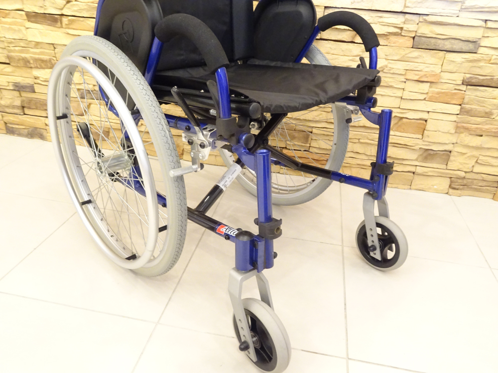 介護用品 車椅子