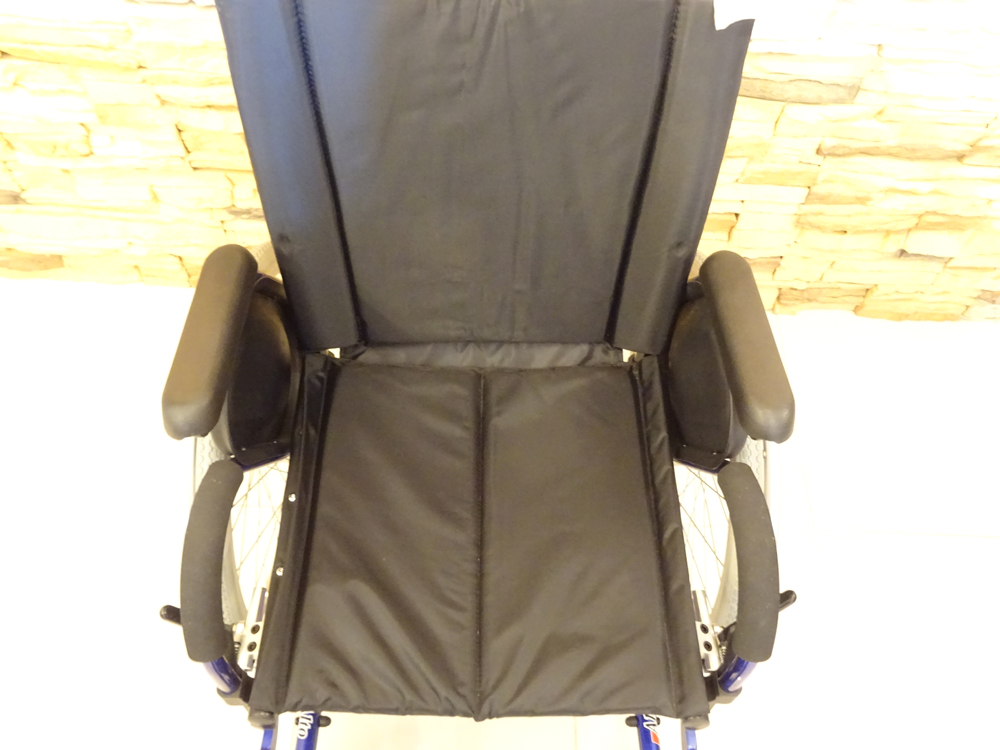 介護用品 車椅子